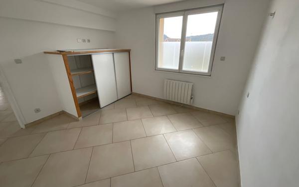 Appartement à louer    3 pièces •  Mazingarbe