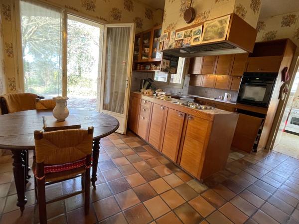 MAISON BOURGEOISE 9 PIECES 260 m2