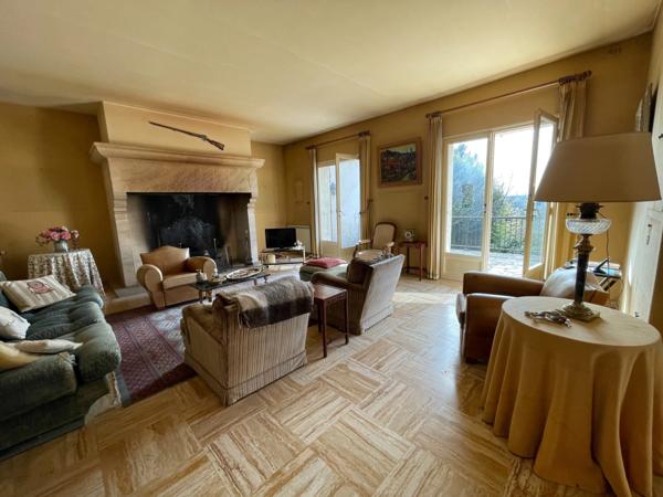 MAISON BOURGEOISE 9 PIECES 260 m2