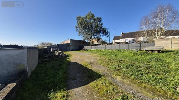 Terrain à Batir à vendre à Landivisiau dans le Finistère (29400), ref : 29088-31