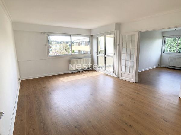 Appartement Domont 5 pièce(s) - avec ascenseur, terrasse, cave et deux place de parking
