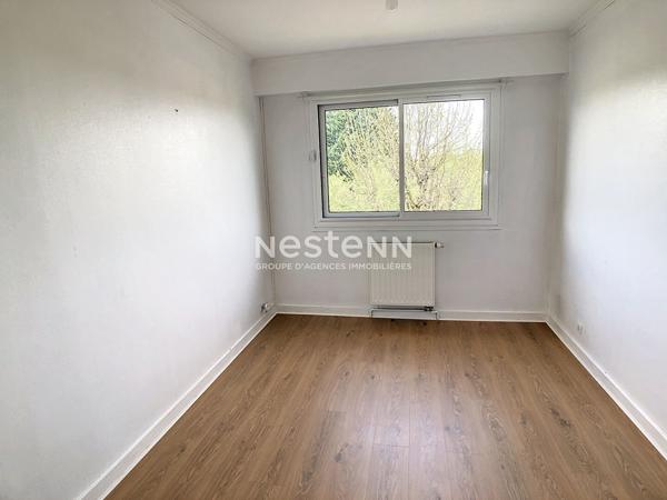 Appartement Domont 5 pièce(s) - avec ascenseur, terrasse, cave et deux place de parking