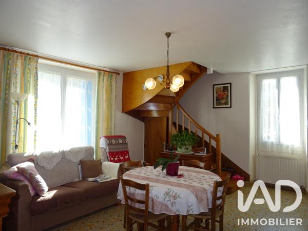 Maison à vendre 4 pièces 92 m² La Rochefoucauld-en-Angoumois