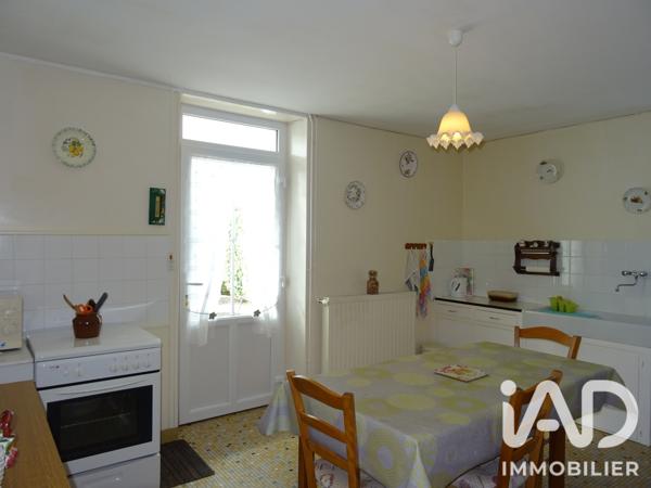 Maison à vendre 4 pièces 92 m² La Rochefoucauld-en-Angoumois