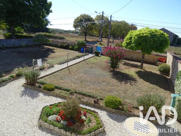 Maison à vendre 4 pièces 92 m² La Rochefoucauld-en-Angoumois