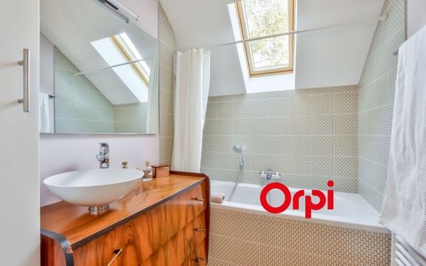 Maison à vendre    8 pièces • 190 m2 Lyon 5