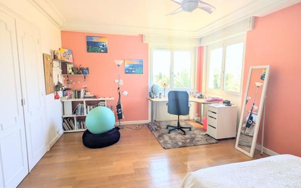 Maison à vendre    7 pièces • 270 m2 Sainte-Foy-lès-Lyon