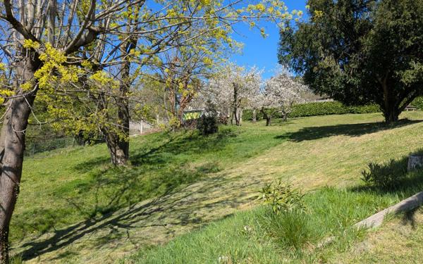 Maison à vendre    7 pièces • 270 m2 Sainte-Foy-lès-Lyon