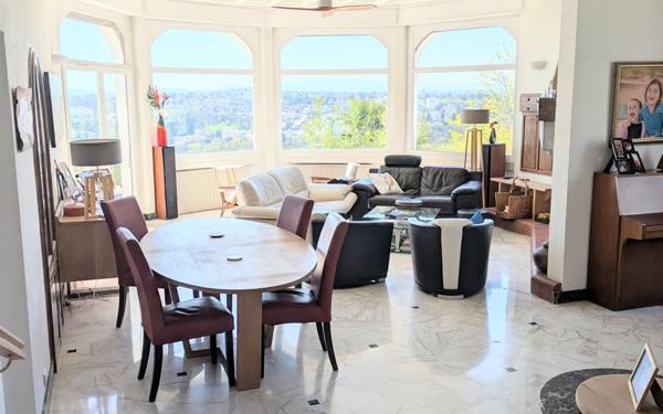 Maison à vendre    7 pièces • 270 m2 Sainte-Foy-lès-Lyon