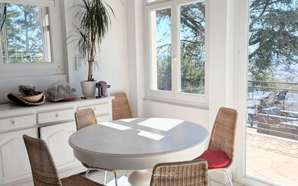 Maison à vendre    7 pièces • 270 m2 Sainte-Foy-lès-Lyon