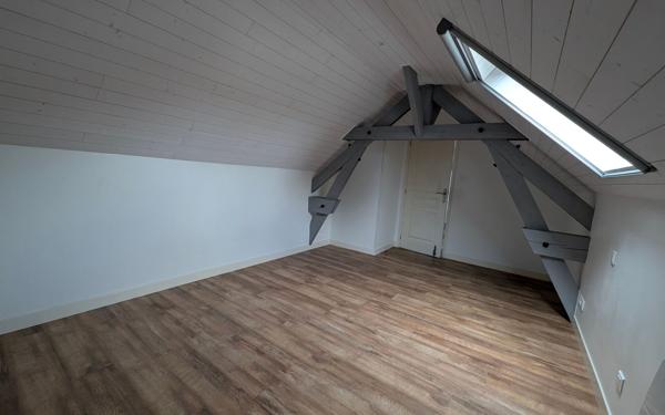 Maison à louer    3 pièces •  Jouy-le-Châtel