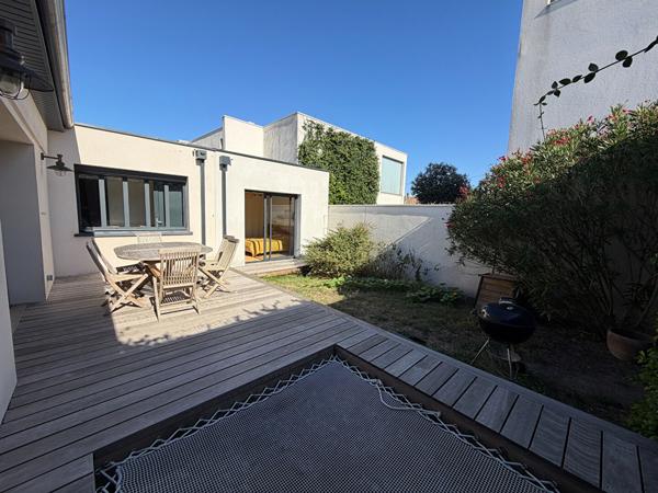 Maison Maison Bègles 5 pièce(s) 125 m2 124 m²