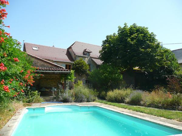 Maison de caractère - près de Villeneuve d'Aveyron Villeneuve