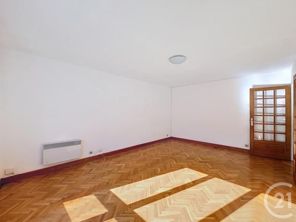 Appartement F3 à vendre  3 pièces - 67,20 m2 LE KREMLIN BICETRE - 94