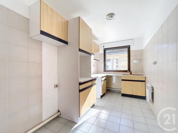Appartement F3 à vendre  3 pièces - 67,20 m2 LE KREMLIN BICETRE - 94