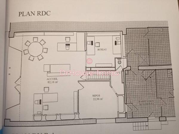 Commerce à vendre 4 pièces de 148 m²