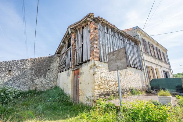 Maison Grange à rénover - Fort potentiel d'évolution - Listrac-Médoc 61.64 m²