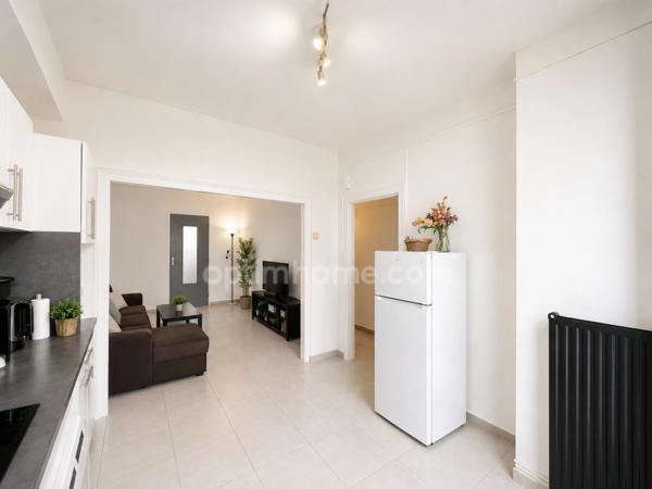 Appartement T2 traversant avec balcon à SETE (34)
