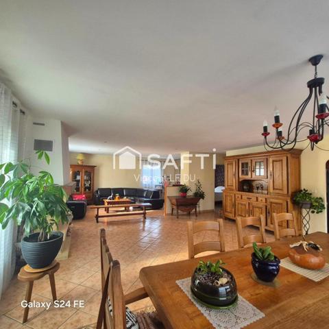 AGDE - MAIRIE - MAISON T4 DE 115 M² - 441 M² TERRAIN