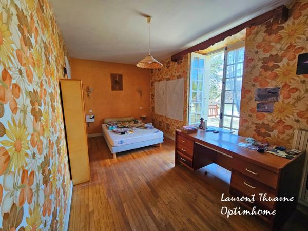 Maison 7p 185 m² avec entrepôt et dépendances