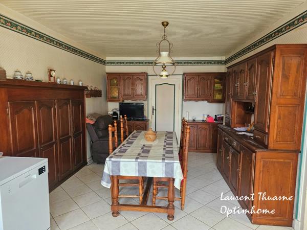 Maison 7p 185 m² avec entrepôt et dépendances