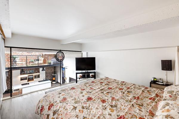 Loft confidentiel avec extérieur