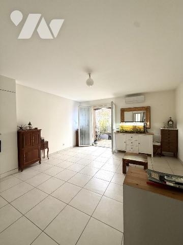 Appartement T3 avec bacon et deux places de parking - Baillargues