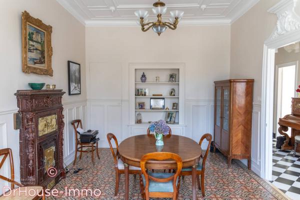 Maison à vendre 11 pièces de 273 m²