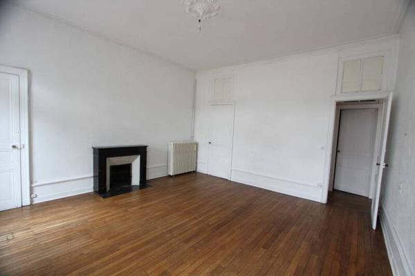 Appartement 4 pièces                                        - 44000 Nantes Réf : 12447