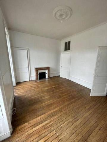 Appartement 4 pièces                                        - 44000 Nantes Réf : 12447