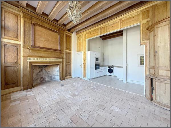 Grand T2 en plein coeur du vieux Tours