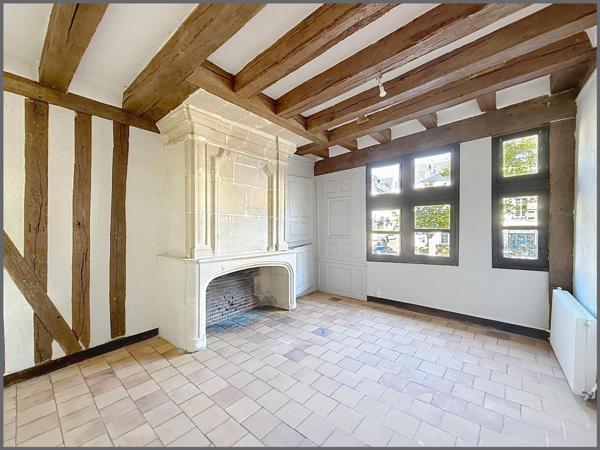 Grand T2 en plein coeur du vieux Tours