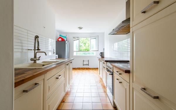 Appartement à vendre    6 pièces • 124,13 m2 Noisy-le-Grand