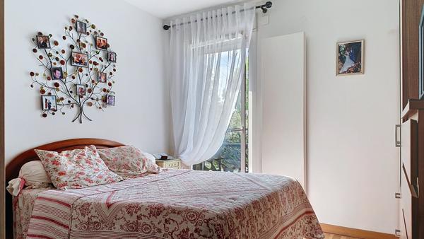 Appartement 4 pièces à vendre aux Sables d'Olonne terrasse parking 5 minutes centre ville