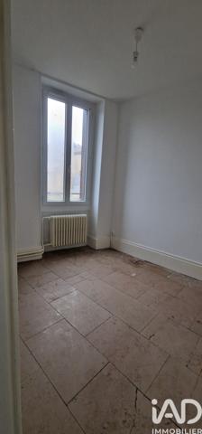 Immeuble à vendre 219 m² Lézinnes