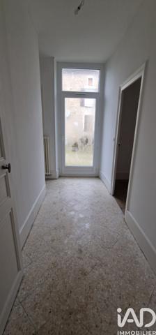 Immeuble à vendre 219 m² Lézinnes