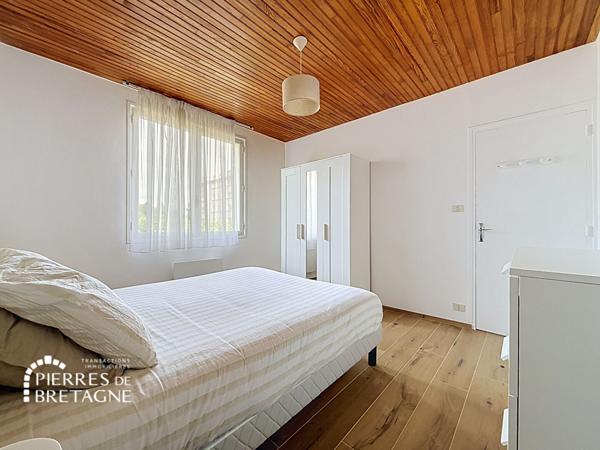 MAISON PLOUGONVELIN LE TREZ-HIR 107.49m² sur 176m² de terrain clos