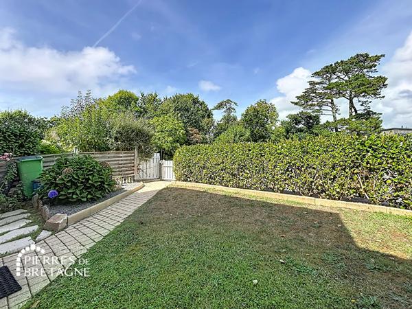 MAISON PLOUGONVELIN LE TREZ-HIR 107.49m² sur 176m² de terrain clos