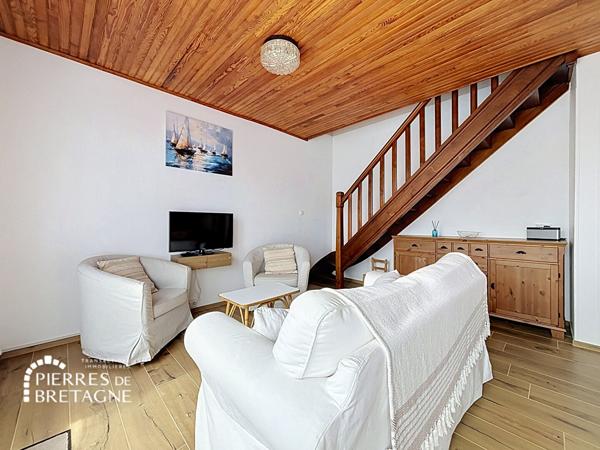 MAISON PLOUGONVELIN LE TREZ-HIR 107.49m² sur 176m² de terrain clos