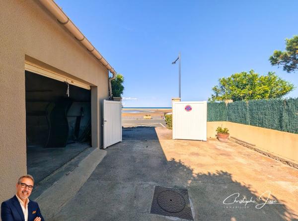 La Franqui - Ensemble immobilier rare avec vue mer, 3 logements et 2 garages