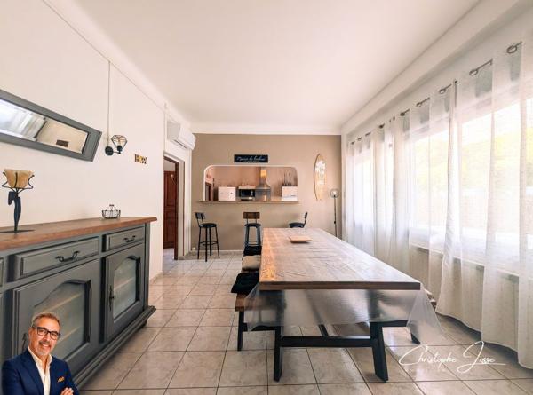 La Franqui - Ensemble immobilier rare avec vue mer, 3 logements et 2 garages