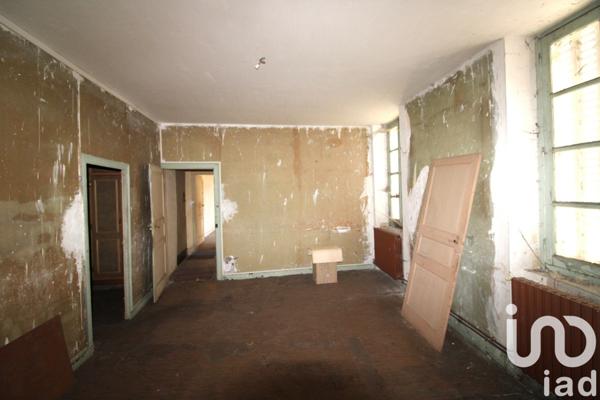 Maison de ville 6 pièces de 165 m² à Bourganeuf (23400)