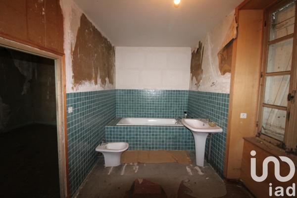 Maison de ville 6 pièces de 165 m² à Bourganeuf (23400)