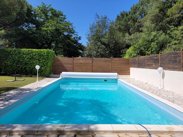 Villa de 4 pièces de plain pied avec piscine - LA PALMYRE