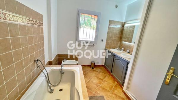 MAISON À VENDRE DE 6 PIÈCES DE 157,00 M²