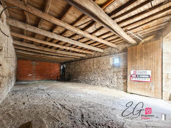 GARAGE - ATELIER DE 132 m² - ACCÈS CAMPING-CAR, CAMION OU UTILITAIRE
