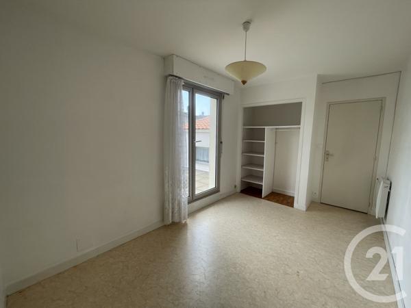 Appartement T3 à vendre  3 pièces - 111,62 m2 ROYAN - 17