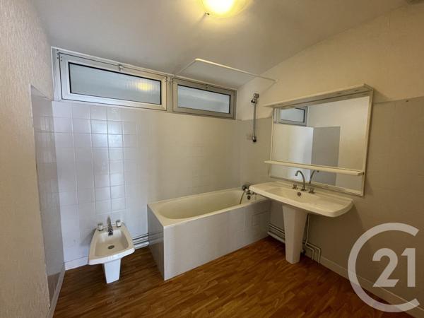 Appartement T3 à vendre  3 pièces - 111,62 m2 ROYAN - 17