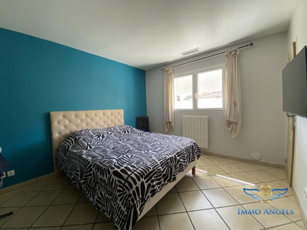 MAISON 180 m2 de plain pied | 6 Chambres | 1112 m2 de terrain avec Piscine