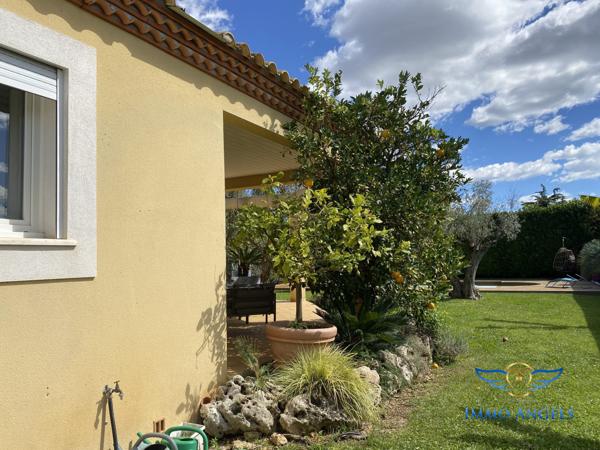 MAISON 180 m2 de plain pied | 6 Chambres | 1112 m2 de terrain avec Piscine